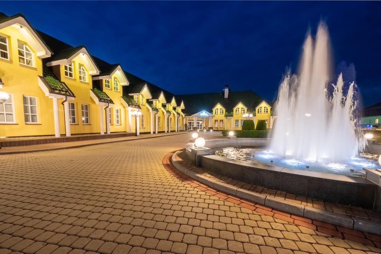 Imperial Casino Strazny Hotel Екстериор снимка
